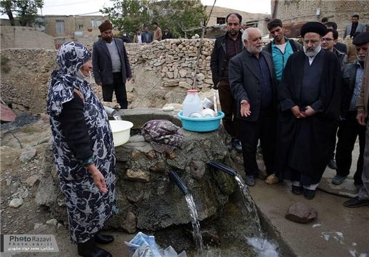 «تیغ کٌند آتش به اختیارها»در مواجهه با«گرانی و تورم»/ مردم زابل«رب و نان» به جای غذا می خورند،صدای «ستاد امر به معروف» در نمی آید