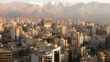 کاهش نرخ تورم به روش مهرداد بذرپاش/ احمدی: مگر چه اتفاق جدیدی افتاده که مسکن، تورم را کاهش دهد؟