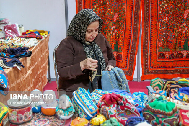 ۲۳۵ هنرمند صنعتگر کرمانشاه بیمه می‌شوند